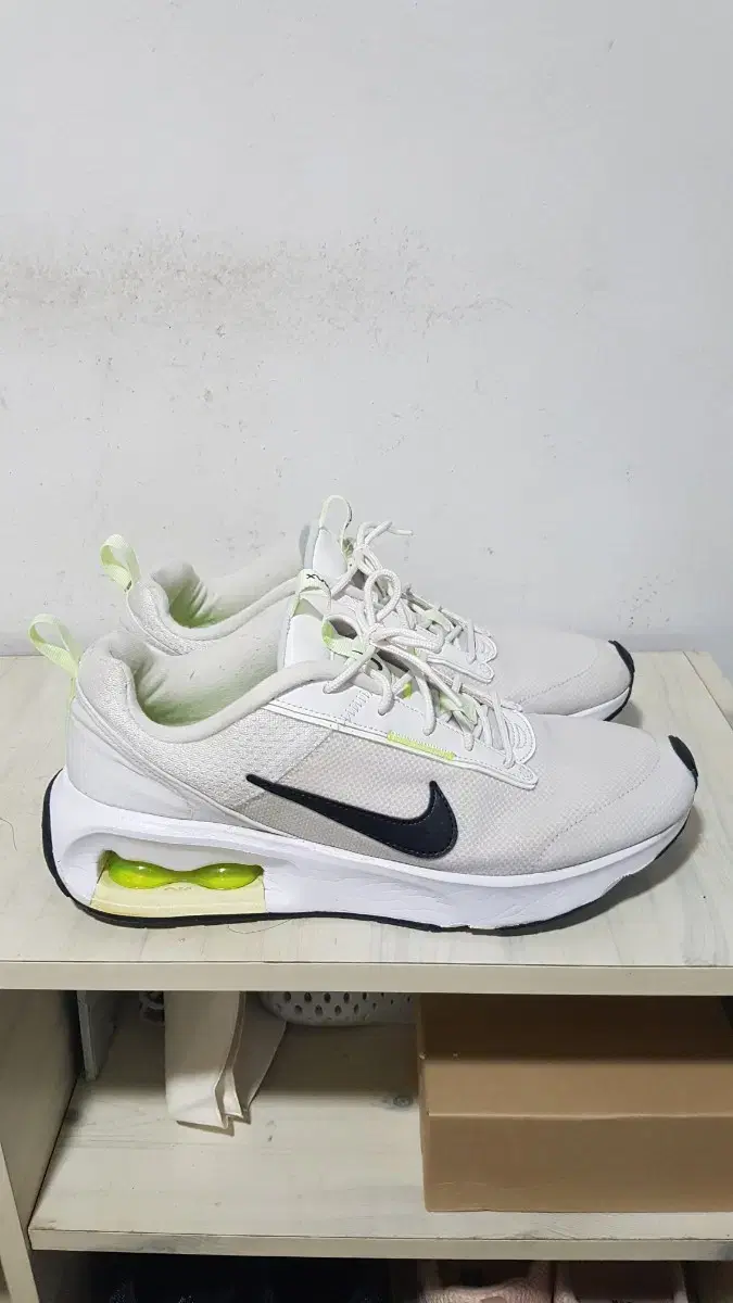 택포 265-270 A급 나이키 NIKE AIRMAX 인터락 쿠션 운동화